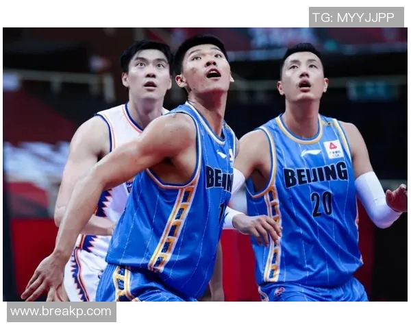 西安篮球队在全国锦标赛中以50分稳居积分榜首位